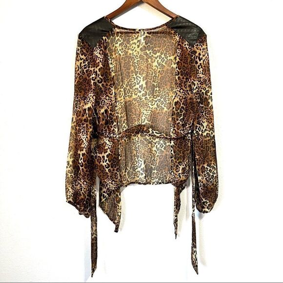 NWOT Blue Note Women’s Leopard Print Top Plus Size 1XL - Picture 4 of 8